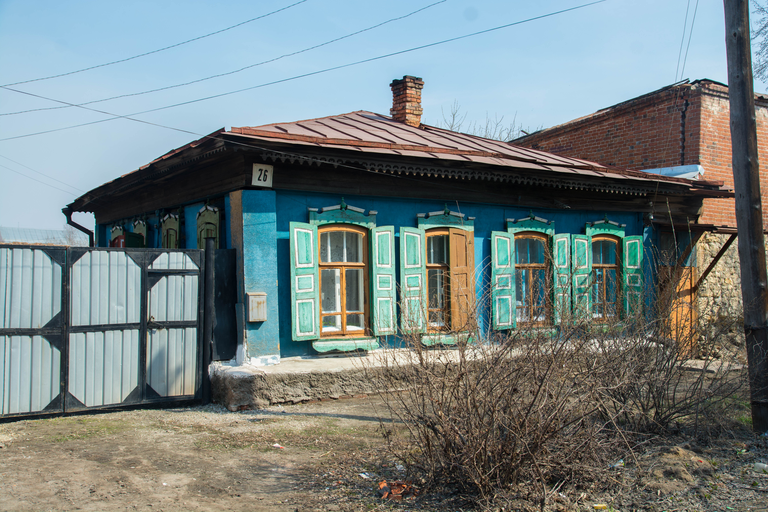 <<ЧАСТНЫЙ ЖИЛОЙ ДОМ>>)